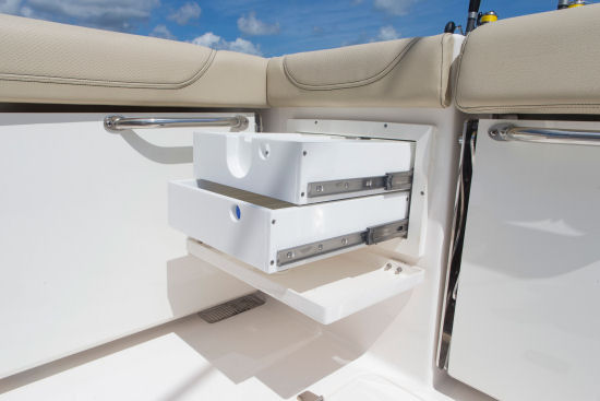 Pursuit OS 355 Offshore tackle drawers