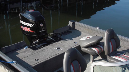 Ranger Boats VS1782 aft deck