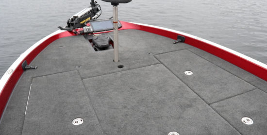 Ranger Boats Z520C bow