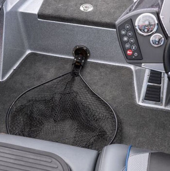 Ranger Boats Z520C fishing net