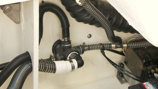 Regal 2800 thru hull fittings