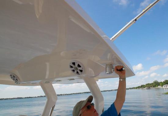 Regal 33 SAV hard top