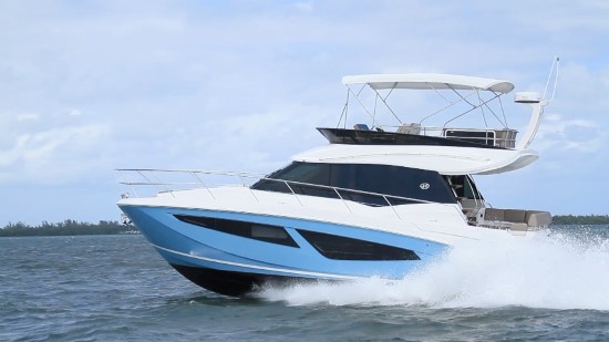 Regal 42 Fly running shot