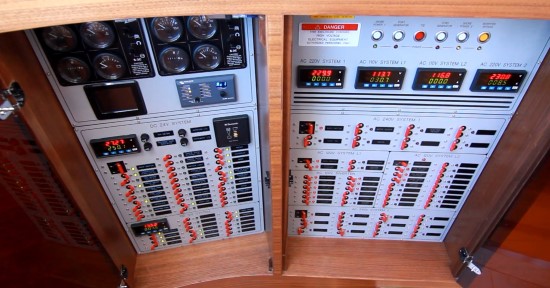 Regency Yachts P65 Breakers