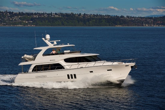 Regency Yachts P65 Running