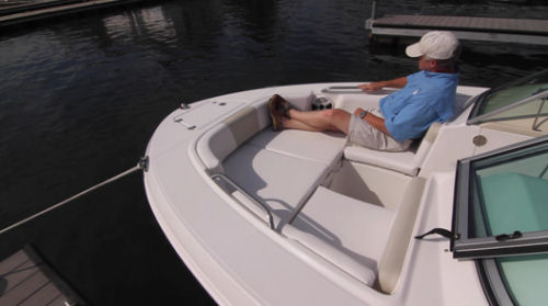 Robalo R207