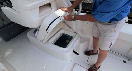 Robalo R305