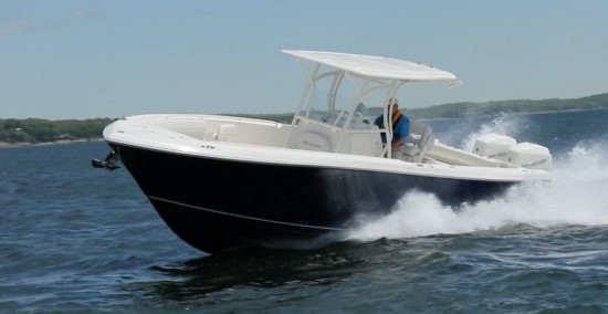 Sailfish 320CC running shot