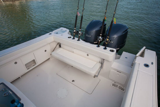 Sailfish 320CC transom bench