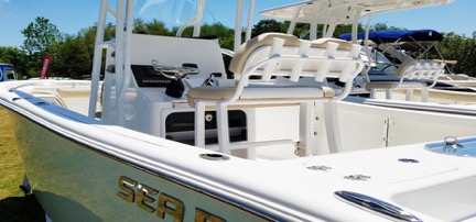 Sea Pro 219 Deep V CC rod holders