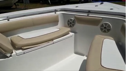 Sea Pro 219 Deep V CC seating