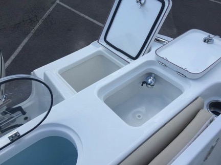 Sea Pro 219 Deep V CC wash down