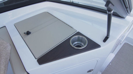 Sea Ray 19 SPX glove box