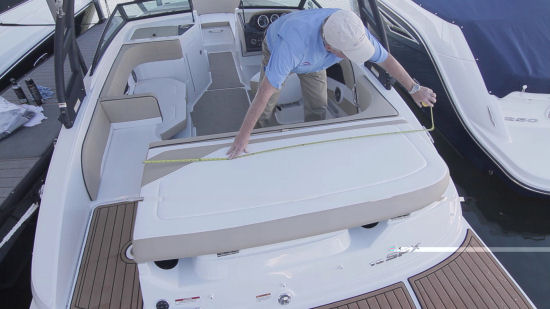 Sea Ray 19 SPX sun pad