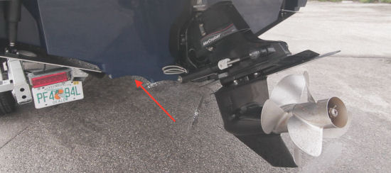 Sea Ray 250 SLX bottom