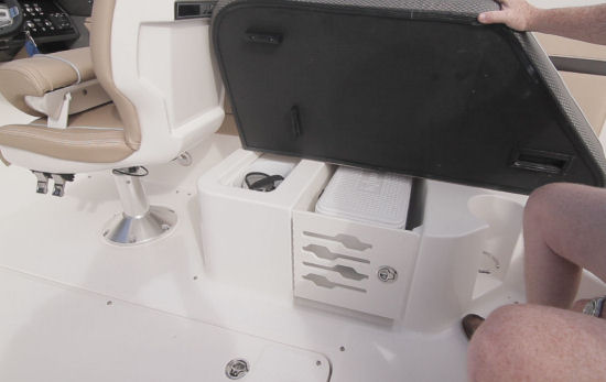 Sea Ray 250 SLX cooler