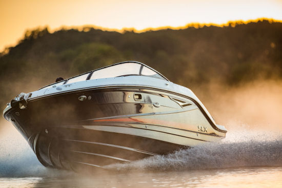Sea Ray 250 SLX running shot