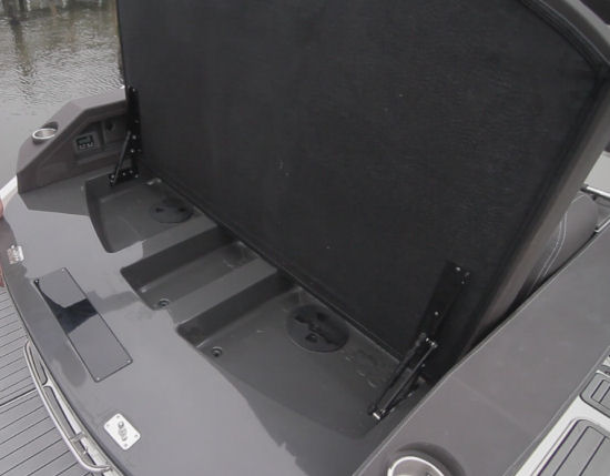 Sea Ray 310 SLX draining compartment