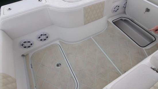 Shallow Sport 32 X3 fish box