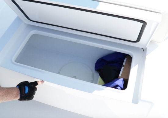 Stuart Boatworks 23 compartment