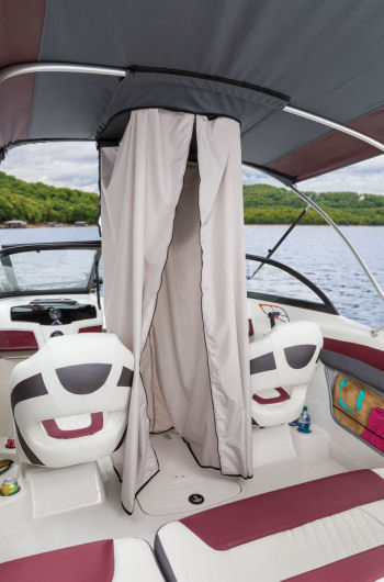 Tahoe 500 TF changing station