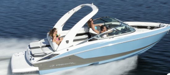 Which Boats are Best for Watersports boat running