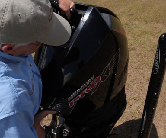 Triton 21 TrX handle