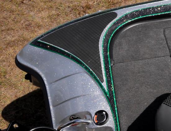 Triton 21 TrX non skid pads