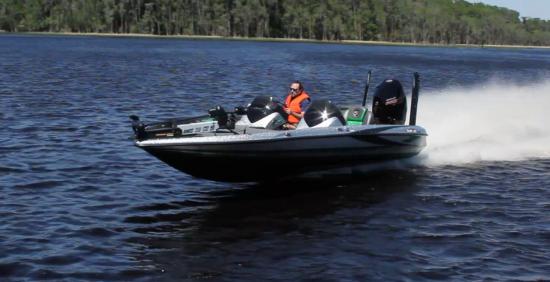 Triton 21 TrX running