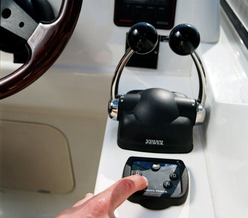Volvo Penta Dynamic Positioning System