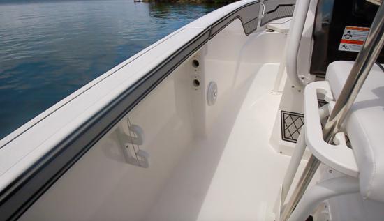 Wellcraft 182 Fisherman rod racks