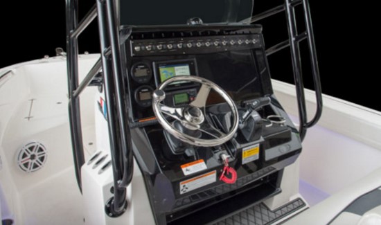 Wellcraft 222 Scarab Offshore helm console