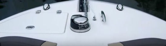 Wellcraft 242 Fisherman anchor locker