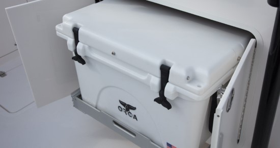 Wellcraft 302 Scarab Offshore cooler