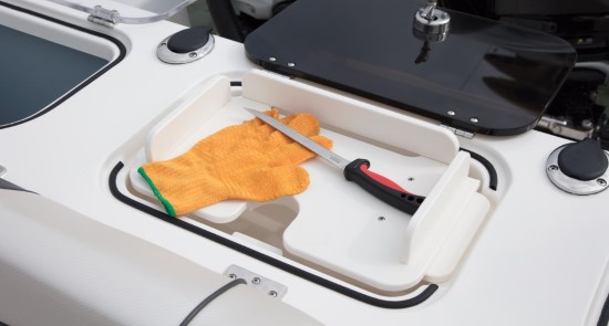 Wellcraft 302 Scarab Offshore work station