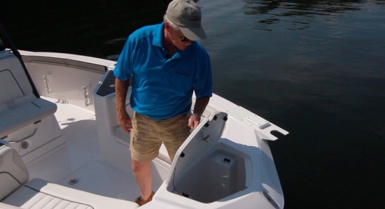 Yamaha 210 FSH Sport Anchor Locker