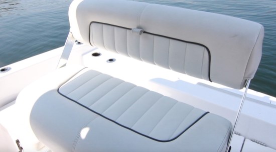 Yamaha 210 FSH Sport Helm Seating Aft