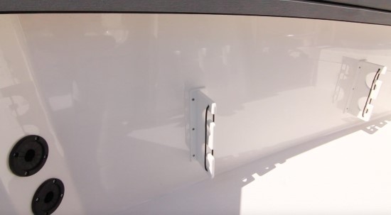 Yamaha 210 FSH Sport Gunnel Rod Storage