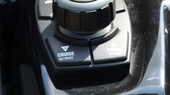 Yamaha 212 Limited S buttons