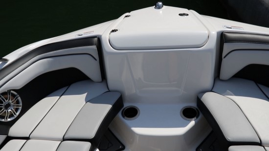 Yamaha 212 Limited S step