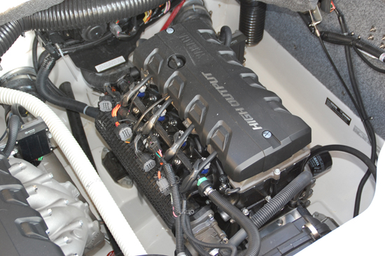 Yamaha 242 Limited S