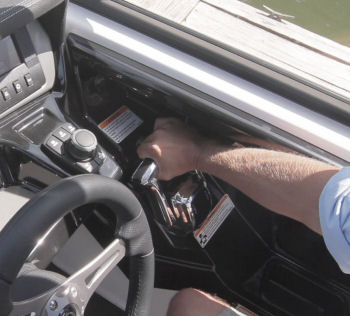 Yamaha 242 Limited S E-Series dual throttle