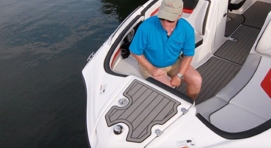 Yamaha 242X E-Series bow anchor