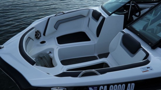 Yamaha SX195 bow storage