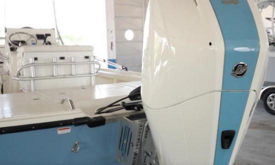 Yellowfin 24 CE colors