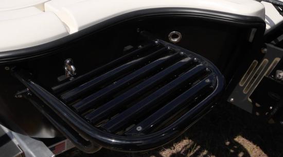 Yellowfin 24 CE swim step