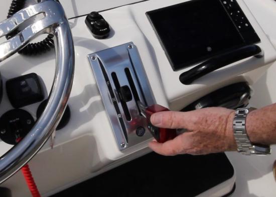 Yellowfin 24 CE throttle and shift