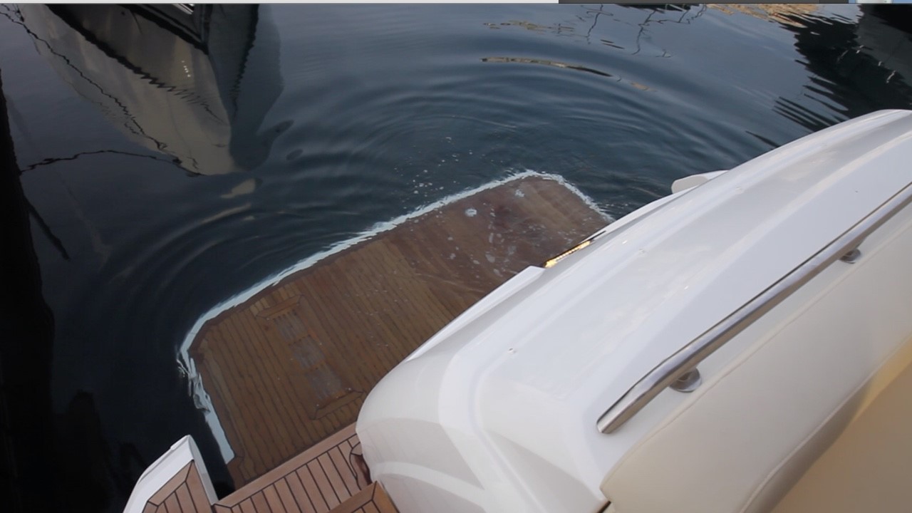 Lowered swim platform