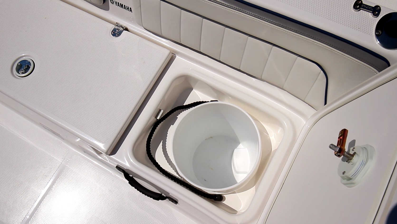 Fishing bucket storage