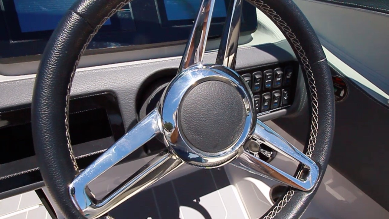 Steering wheel